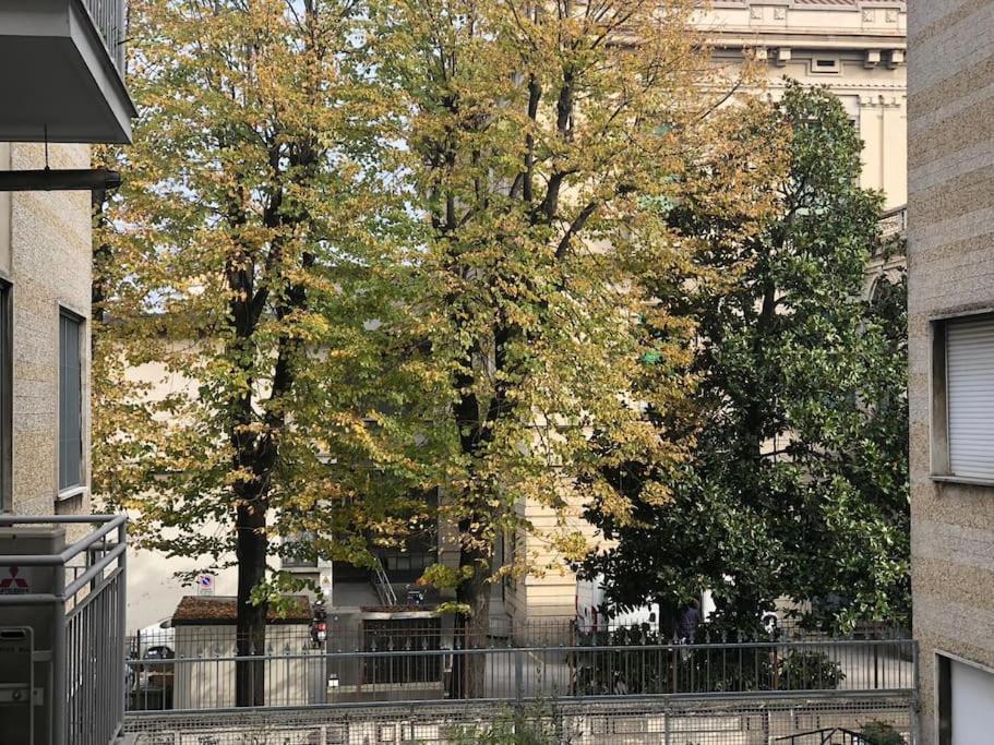 Stazione Centrale - Deposito Bagagli Gratuito Milán Exterior foto